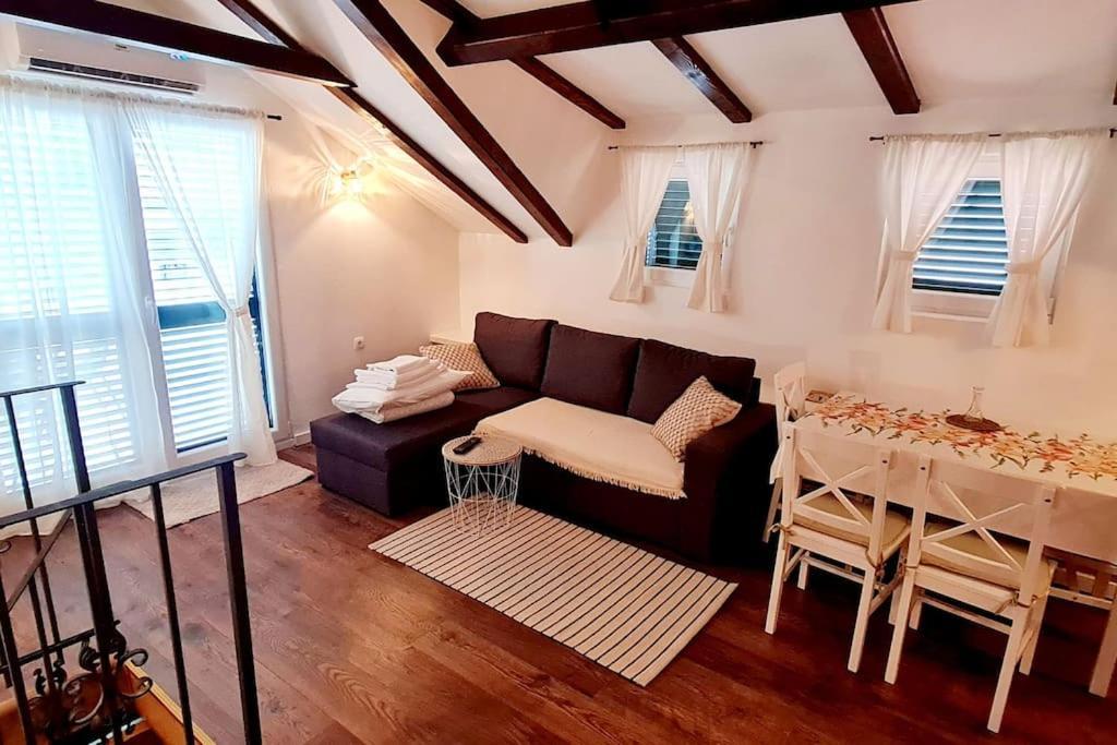 Apartmani Centar Vodice Luaran gambar